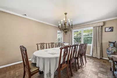 8 Pine Drive, Great Neck, NY 11021 - Photo 9