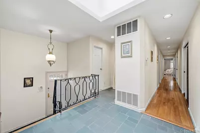 8 Pine Drive, Great Neck, NY 11021 - Photo 3