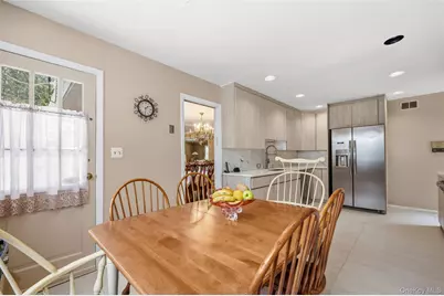 8 Pine Drive, Great Neck, NY 11021 - Photo 19