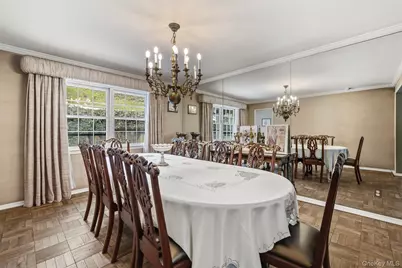 8 Pine Drive, Great Neck, NY 11021 - Photo 11