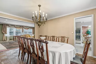 8 Pine Drive, Great Neck, NY 11021 - Photo 13