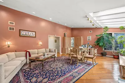 8 Pine Drive, Great Neck, NY 11021 - Photo 25