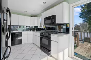 60 Leewater Ave, Massapequa, NY 11758 - Photo 17