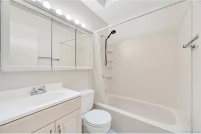 60 Hildreth Place, East Hampton, NY 11937 - Photo 17