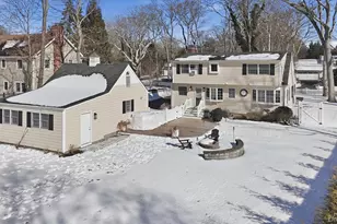 94 Fairview Ave, Bayport, NY 11705 - Photo 3