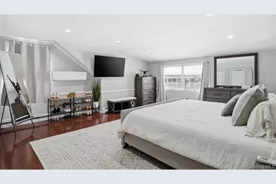 94 Fairview Avenue, Bayport, NY 11705 - Photo 27