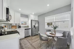 9 Meadow Ave, Medford, NY 11763 - Photo 13