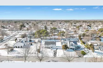 9 Meadow Avenue, Medford, NY 11763 - Photo 3