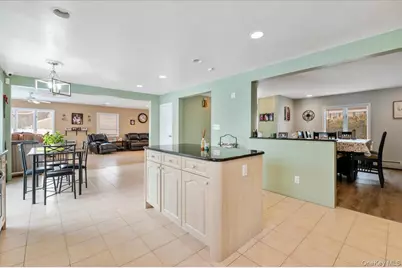 5 Lafayette Place, Massapequa, NY 11758 - Photo 5