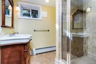 111 Frank Ave, Mamaroneck, NY 10543 - Photo 13