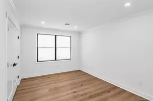 8 Allison Dr, Old Bethpage, NY 11804 - Photo 31