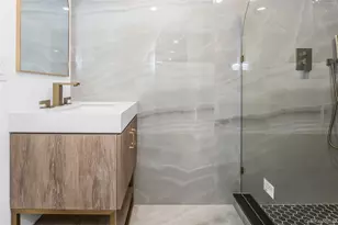 8 Allison Dr, Old Bethpage, NY 11804 - Photo 39