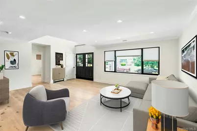 8 Allison Drive, Old Bethpage, NY 11804 - Photo 5