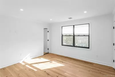 8 Allison Drive, Old Bethpage, NY 11804 - Photo 27