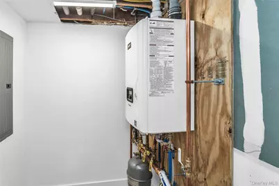 8 Allison Drive, Old Bethpage, NY 11804 - Photo 41