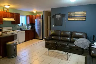 715 E Walnut St, Long Beach, NY 11561 - Photo 5