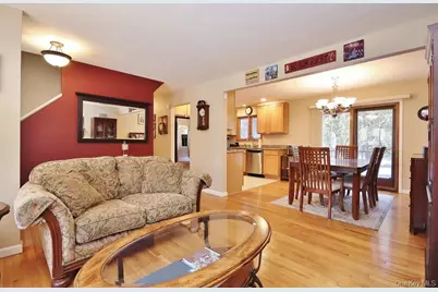 48 Pershing Avenue, Ossining, NY 10562 - Photo 9