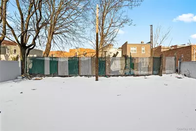 5609 Van Cleef, Corona, NY 11368 - Photo 15