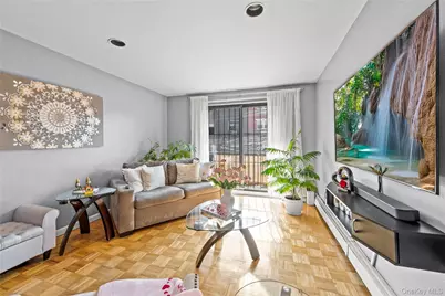 5609 Van Cleef, Corona, NY 11368 - Photo 7