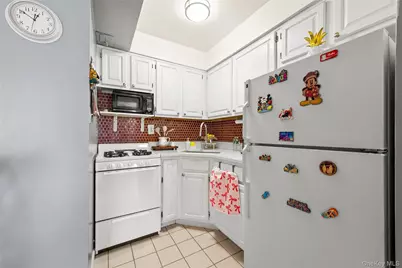 5609 Van Cleef, Corona, NY 11368 - Photo 5