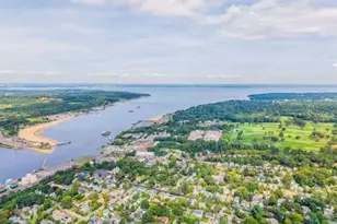 120 Glenwood Rd, Glenwood Landing, NY 11547 - Photo 31