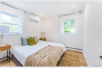 120 Glenwood Road, Glenwood Landing, NY 11547 - Photo 17