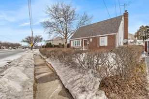 336 Herricks Rd, Mineola, NY 11501 - Photo 3