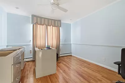 716 Park Lane, Valley Stream, NY 11581 - Photo 13