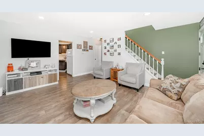 126 Boston Avenue, Massapequa, NY 11758 - Photo 7