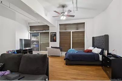 25 N Broadway #1, Yonkers, NY 10701 - Photo 3