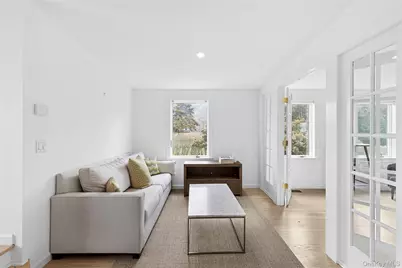 10 Barrett Drive, Hampton Bays, NY 11946 - Photo 23