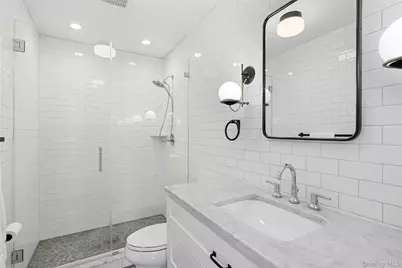 10 Barrett Drive, Hampton Bays, NY 11946 - Photo 21