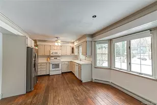 2 Seaview Ln, Mount Sinai, NY 11766 - Photo 5