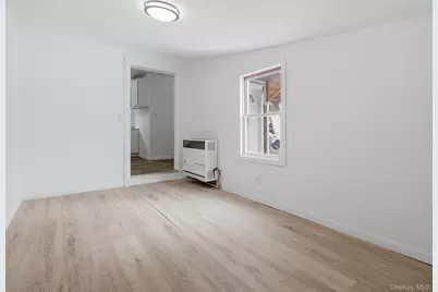 19 E Castle Avenue, Spring Valley, NY 10977 - Photo 9