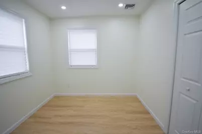 36 S 5th Avenue, Brentwood, NY 11717 - Photo 5