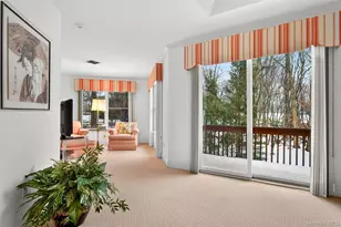 7 Club Pointe Dr, White Plains, NY 10605 - Photo 29