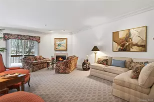 7 Club Pointe Dr, White Plains, NY 10605 - Photo 13