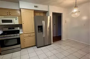 545 Pelham Rd, New Rochelle, NY 10805 - Photo 13