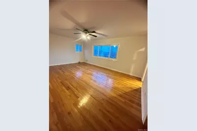 545 Pelham Road, New Rochelle, NY 10805 - Photo 17