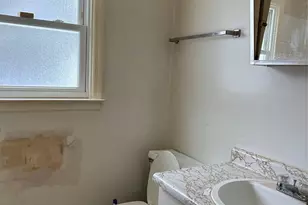 77 Melrose Ave, New Windsor, NY 12553 - Photo 7