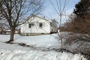 77 Melrose Ave, New Windsor, NY 12553 - Photo 3