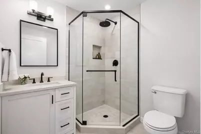 201 Shonnard Terrace, Yonkers, NY 10701 - Photo 7