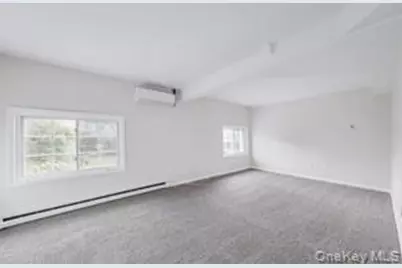 15 Park Place, Hyde Park, NY 12538 - Photo 7