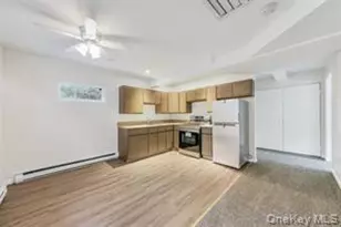 15 Park Pl, Hyde Park, NY 12538 - Photo 5