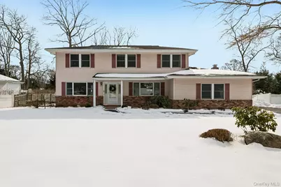 28 Sycamore Avenue, Lake Grove, NY 11755 - Photo 3