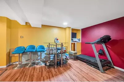 488 Pershing Blvd, Rockville Centre, NY 11570 - Photo 39