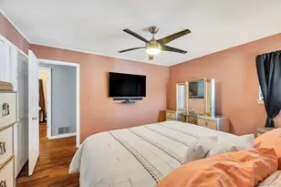 488 Pershing Blvd, Rockville Centre, NY 11570 - Photo 25