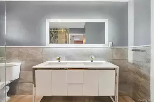 488 Pershing Blvd, Rockville Centre, NY 11570 - Photo 23