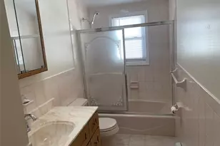 57-48 256th St, Little Neck, NY 11362 - Photo 9