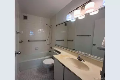 1 Bay Club Drive #7G, Bayside, NY 11360 - Photo 5